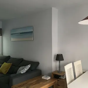 https://2-bedroom-apartment-in-the-old-town-close-to-the-beach.catalonia-hotels.com